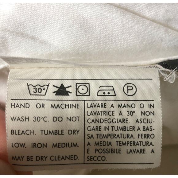 Salvatore Ferragamo Bermuda shorts in white size 56 (46 USA) - Picture 9 of 12